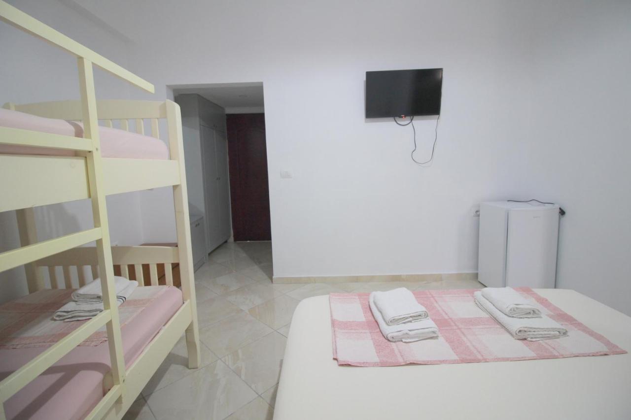 Andy Apartments Sarandë 외부 사진
